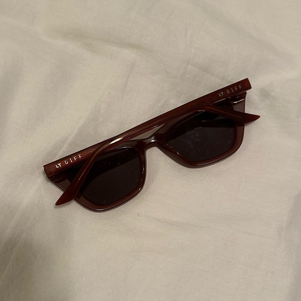 Diff Sunglasses - image 2